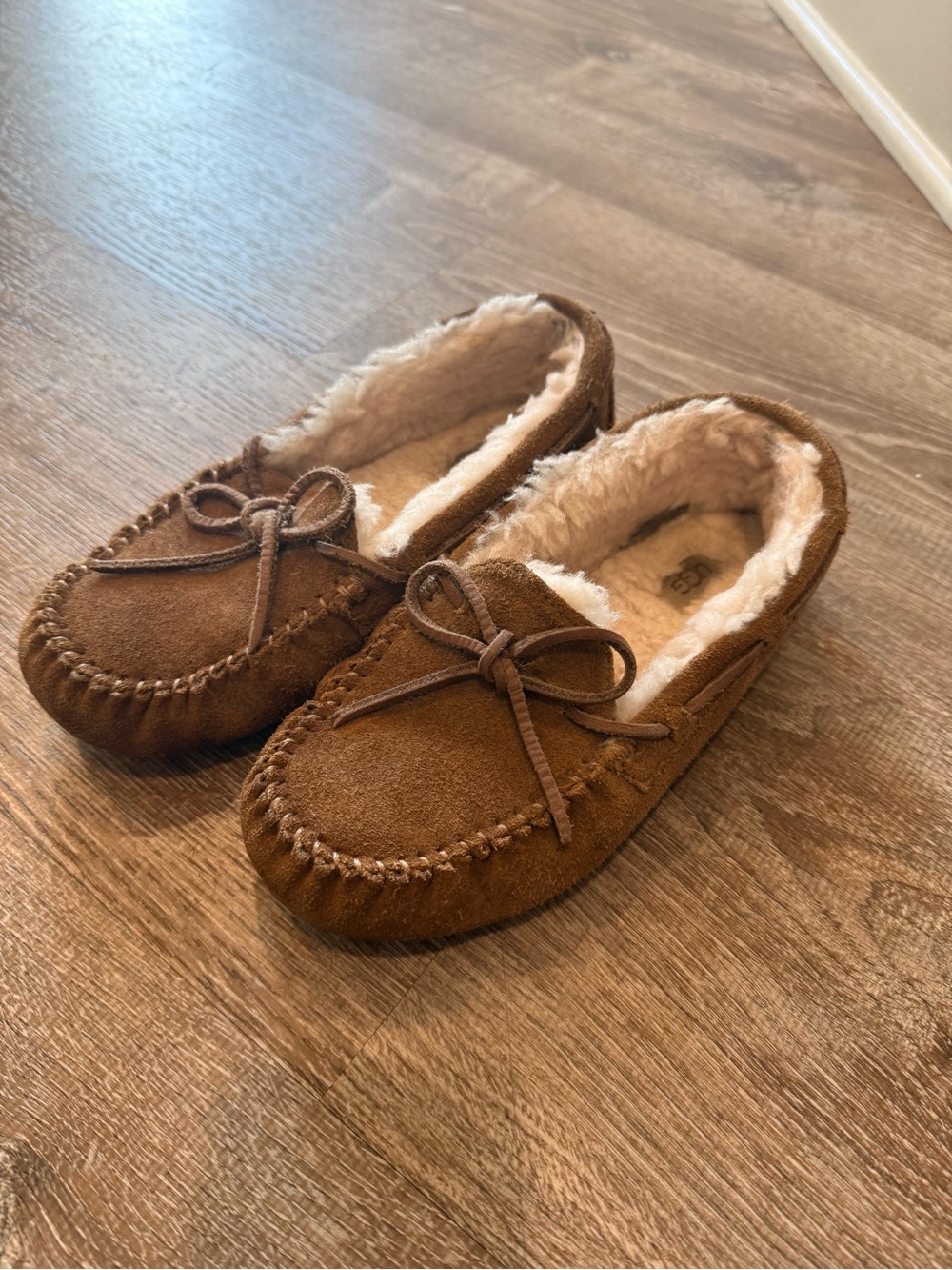 Ugg slippers. Boys size 3. Great condition